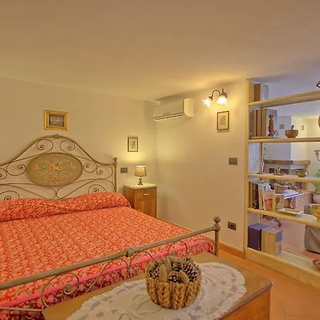 Farneta Ii Sleeps 13 Pool Air Con Wifi 别墅 *