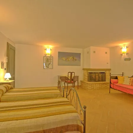 别墅 Farneta Ii Sleeps 13 Pool Air Con Wifi *
